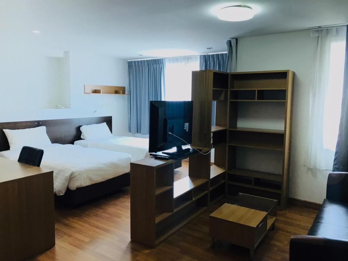 Winner Serviced Apartment Si Maha Phot Eksteriør billede