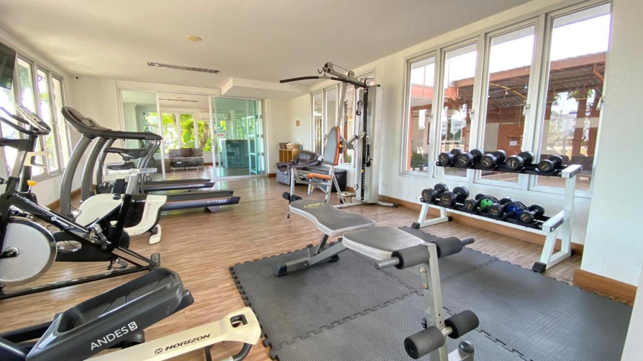 Winner Serviced Apartment Si Maha Phot Eksteriør billede